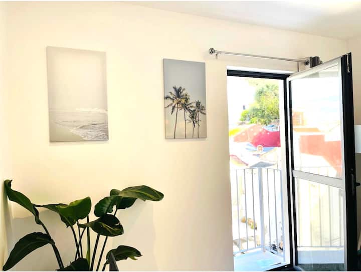The Residence Roof Top Views. Central Location. - Gibraltar