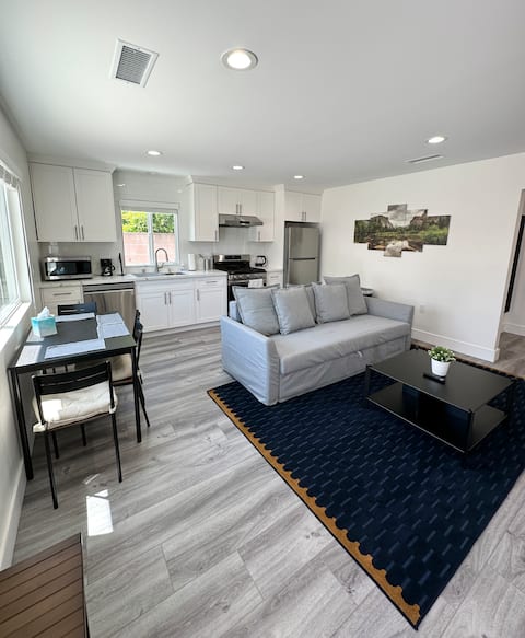 Successful Airbnb property: Brand New 2BD 2BTH Guesthouse in El Monte