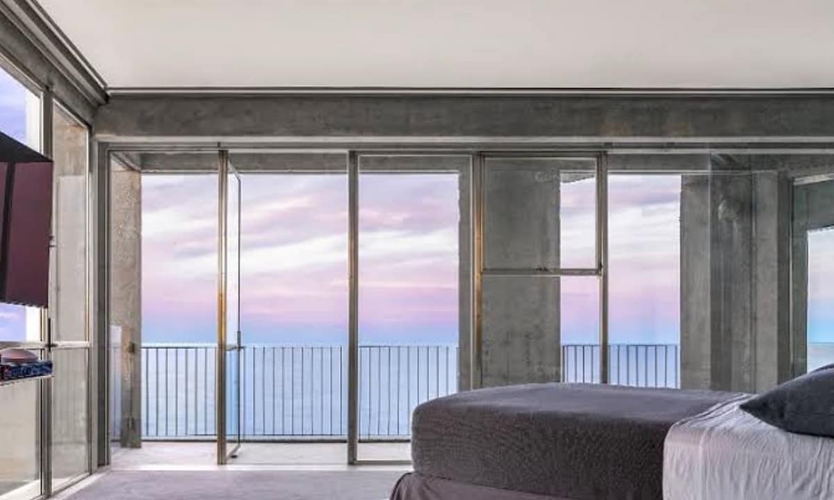 The Coogee Castle - Villas for Rent in South Coogee, New South Wales,  Australia - Airbnb