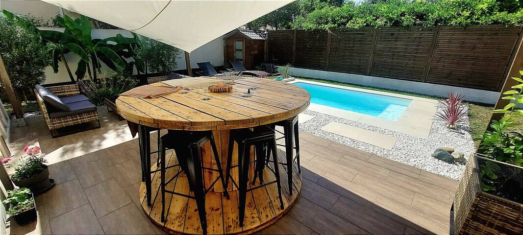 Maison moderne avec piscine Bordeaux gallery image 3