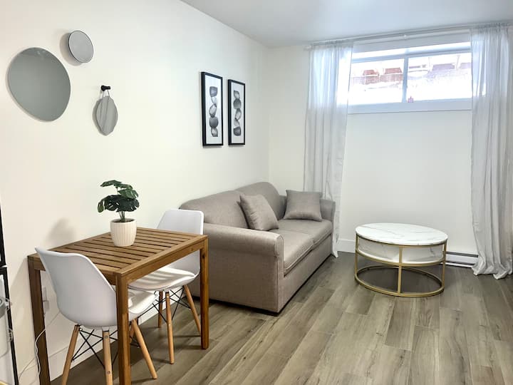 Private 1br Suite W/garage - Next To Lakes &Trails - Halifax