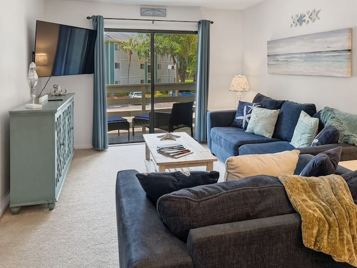 Fiddlers Cove 14f: Quiet Beachside Comfort - South Carolina