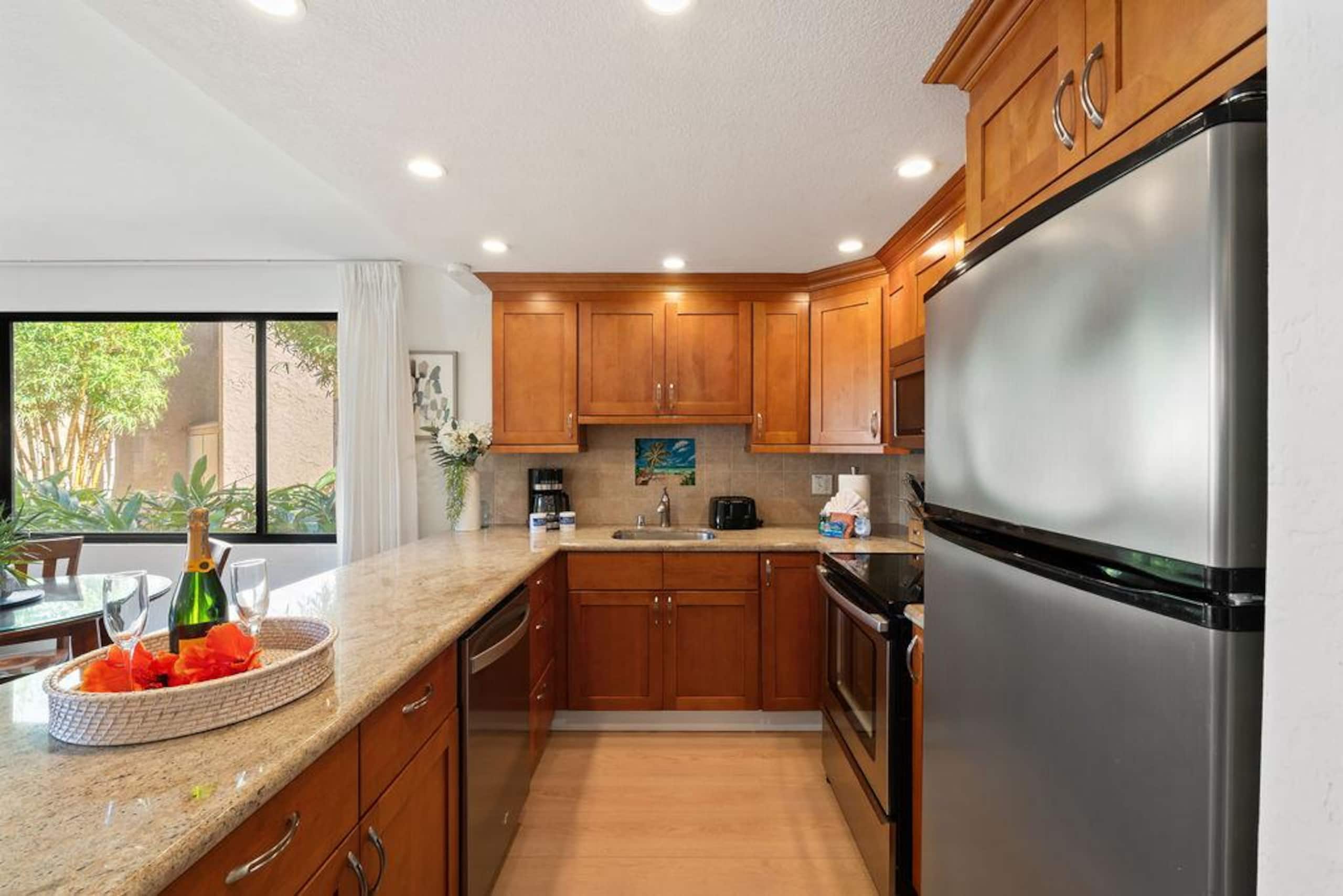 Condo in Lahaina · ★5.0 · 1 bedroom · 2 beds · 1 bath - Image 23