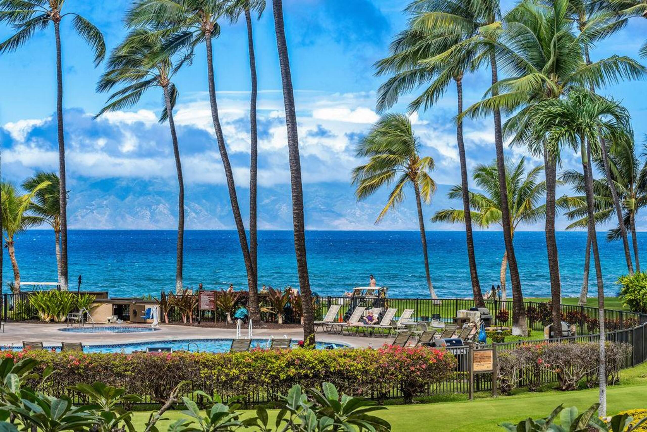 Condo in Lahaina · ★5.0 · 1 bedroom · 2 beds · 1 bath - Image 54