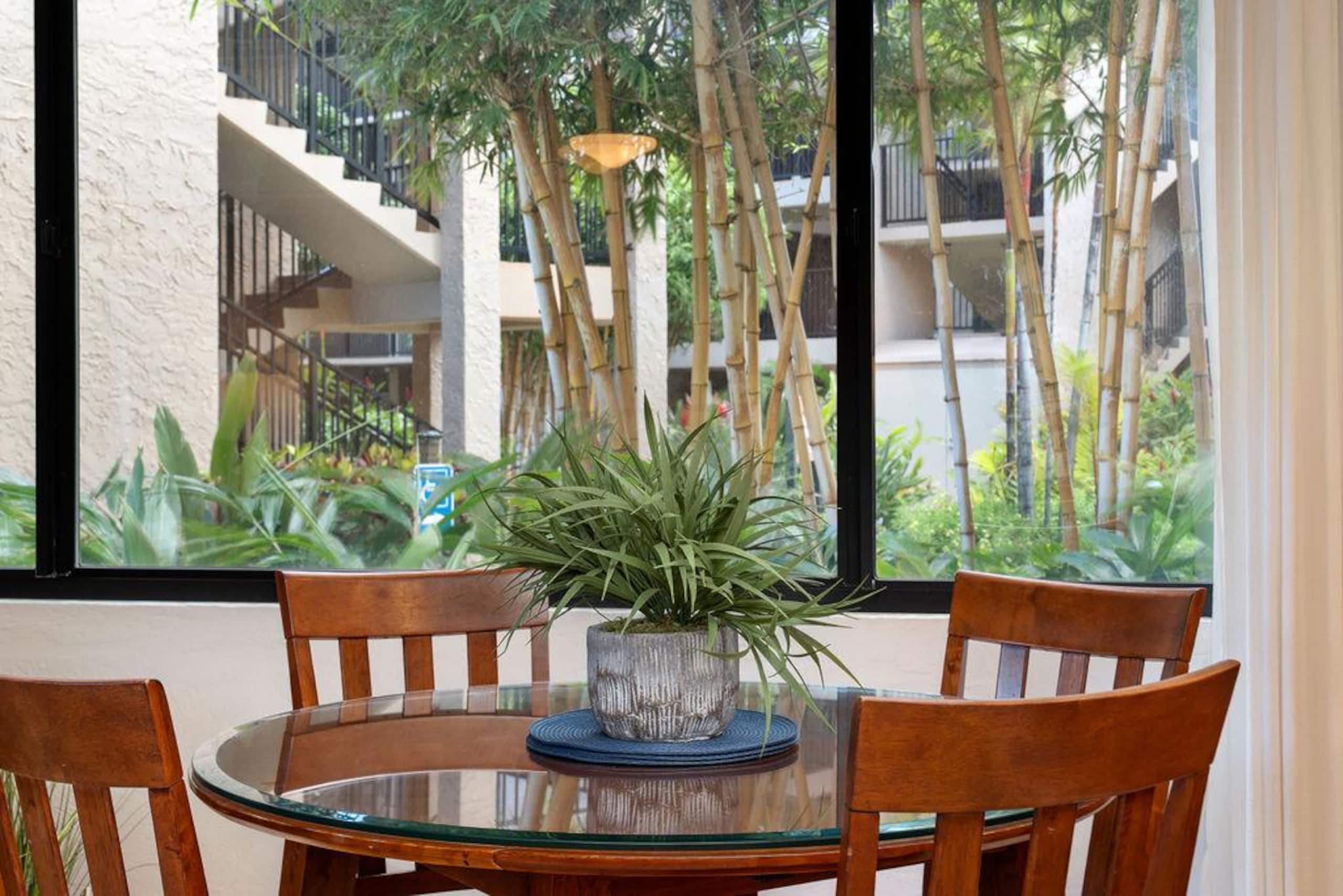 Condo in Lahaina · ★5.0 · 1 bedroom · 2 beds · 1 bath - Image 19