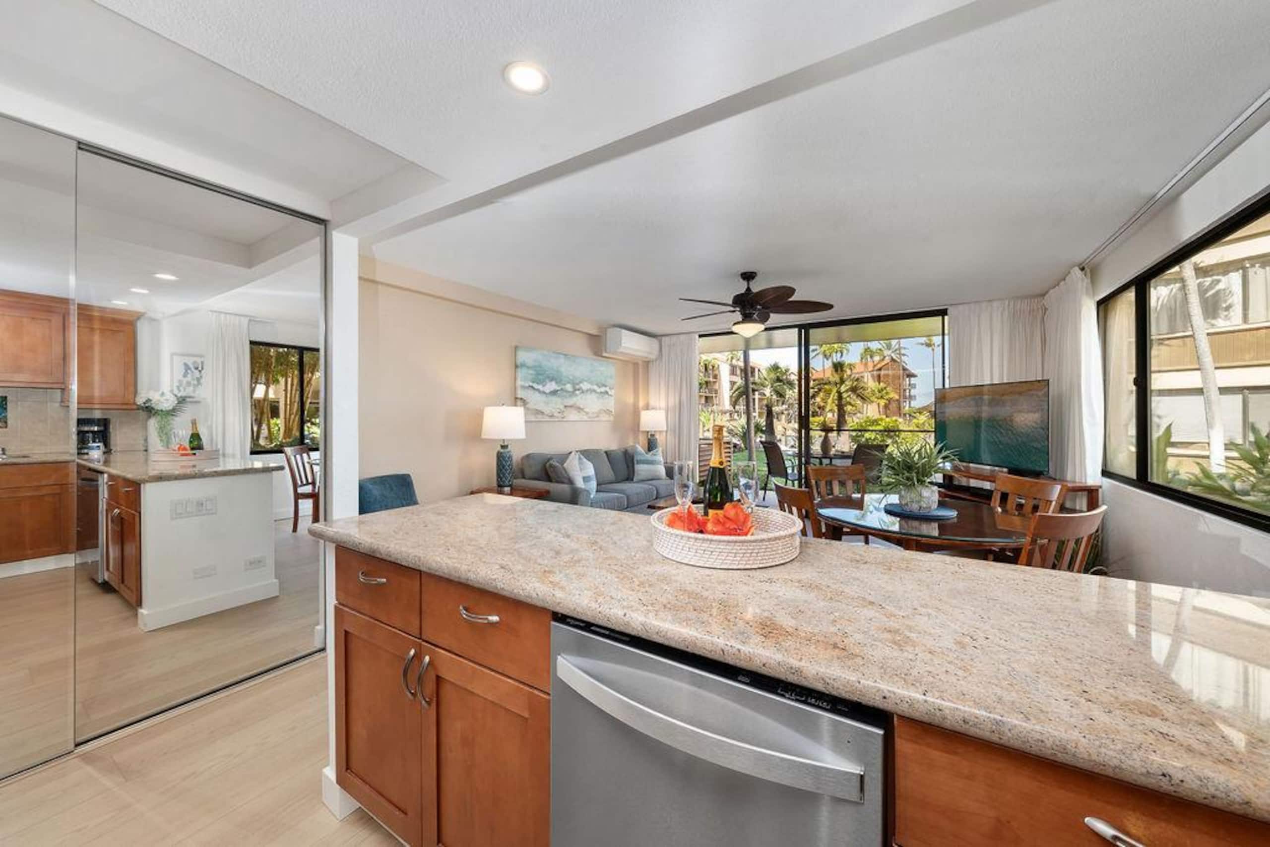 Condo in Lahaina · ★5.0 · 1 bedroom · 2 beds · 1 bath - Image 22