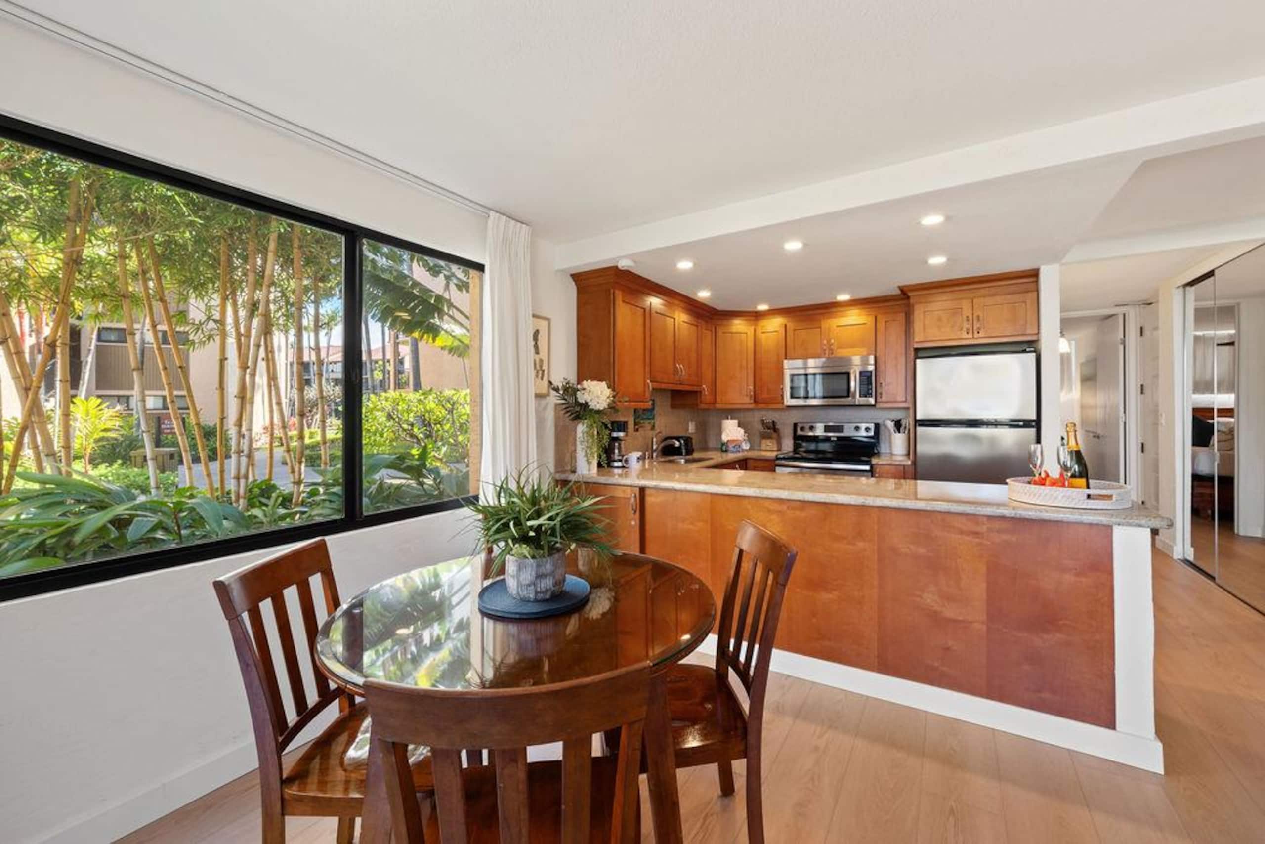 Condo in Lahaina · ★5.0 · 1 bedroom · 2 beds · 1 bath - Image 14