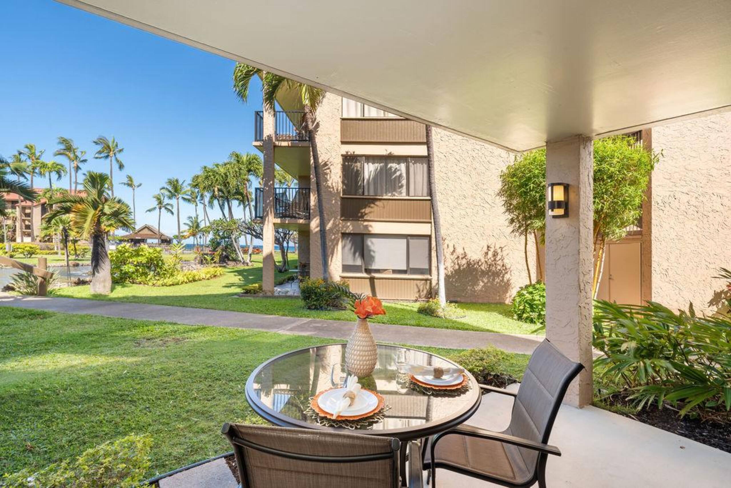 Condo in Lahaina · ★5.0 · 1 bedroom · 2 beds · 1 bath - Image 50