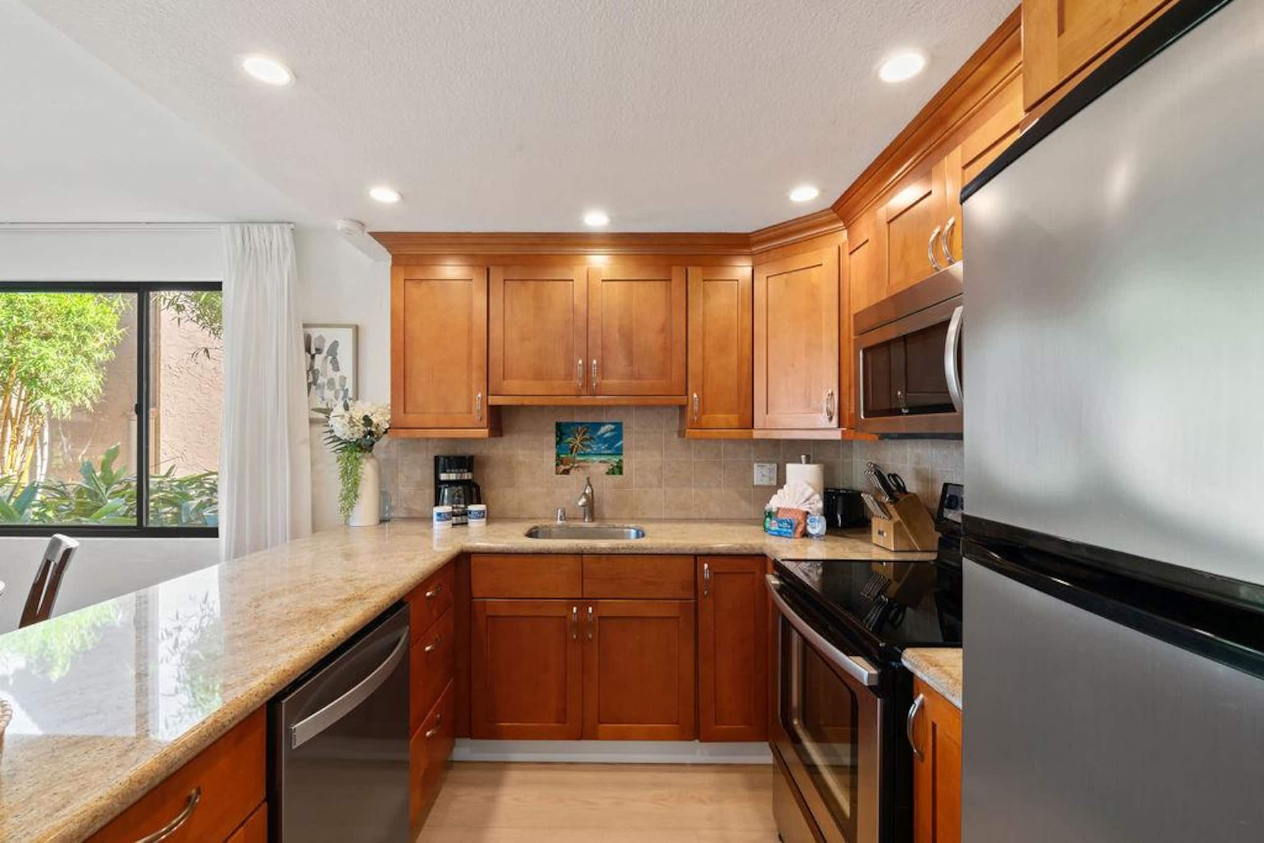 Condo in Lahaina · ★5.0 · 1 bedroom · 2 beds · 1 bath - Image 20