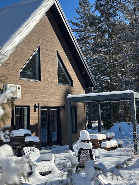 Beautiful chalet with spa in Mauricie