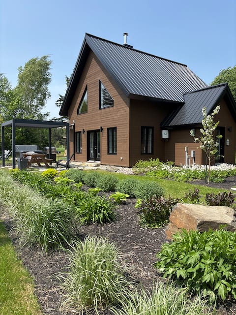 Beautiful chalet with spa in Mauricie