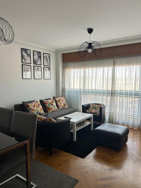 Cozy 3-Bedroom Apartment in A Corveira