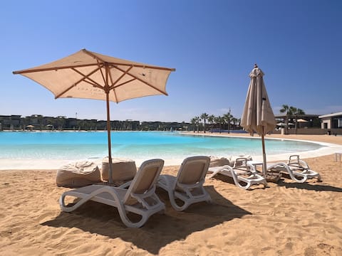 SwanLake Upper Chalet