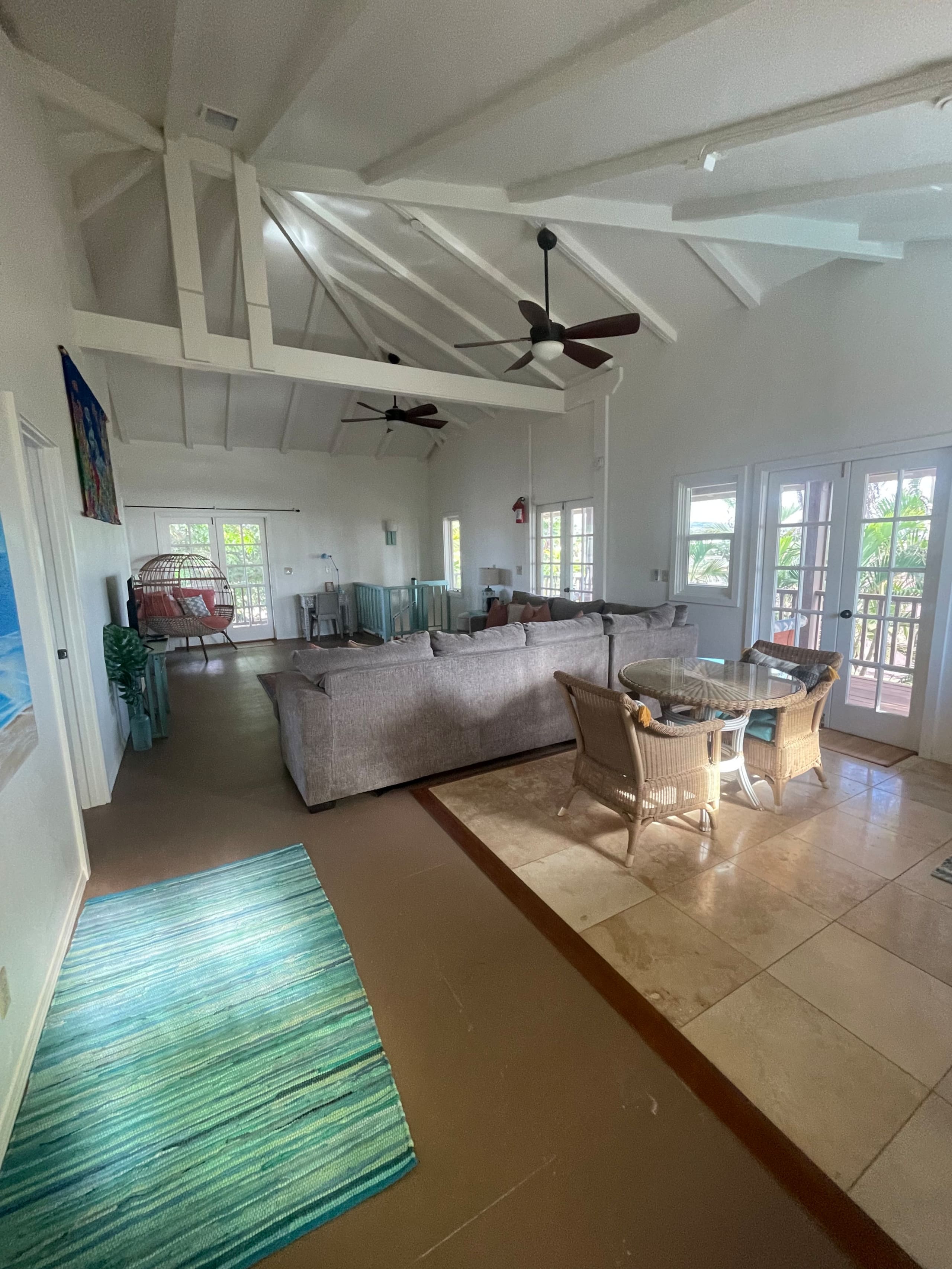 Home in Lahaina · ★4.91 · 4 bedrooms · 4 beds · 2 baths - Image 9
