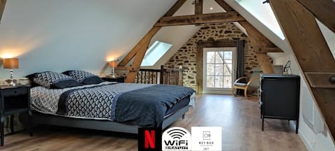 The small stone house