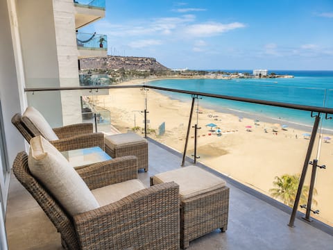 Beachfront Family Stay in Salinas
