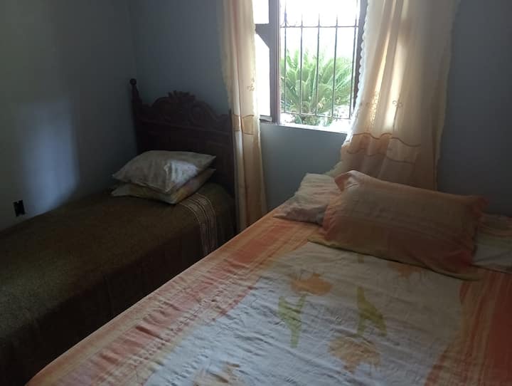 غرفة النوم 1