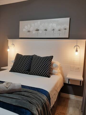 94onGrey: Chic-Coastal-Retreat with HOT TUB gallery image 2