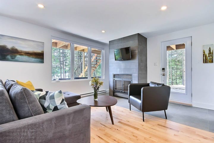 Living room 2 with a king-size sofa bed