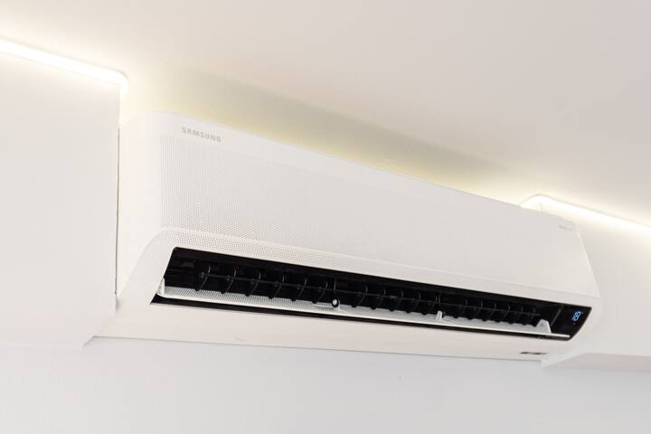 Air conditioning 5 Star Amazing Panoramic Views gallery image 5