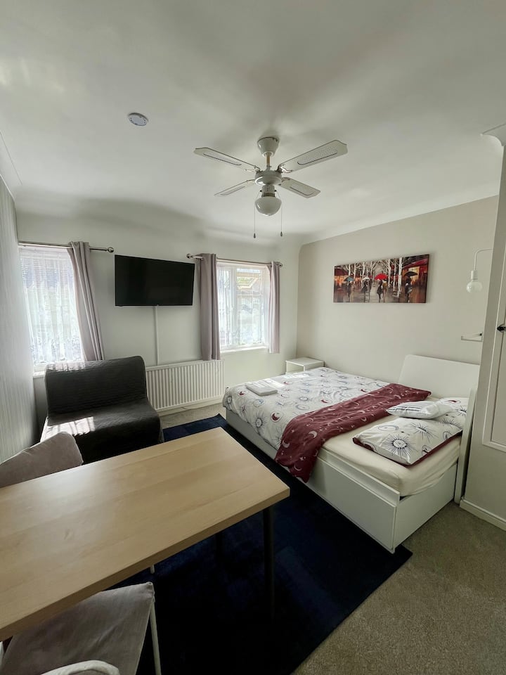Comfortable Big Room For One, Two Or Three People - Southampton