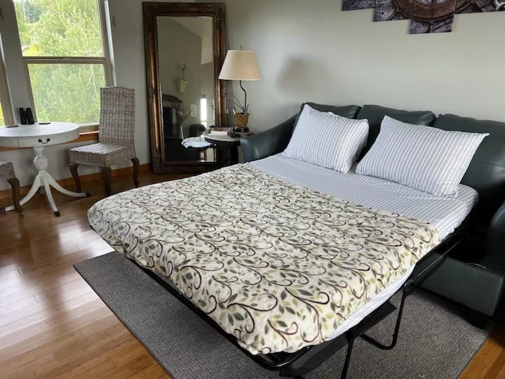 Waterfront 1br Stateroom With Stunning Views. - Astoria, OR