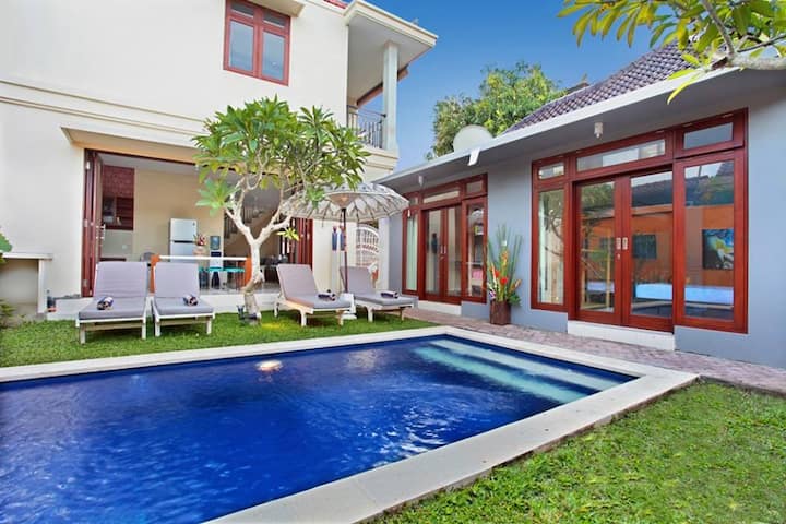 Seminyak Double6 Beach 5br Villa W/pool & Parking - Seminyak