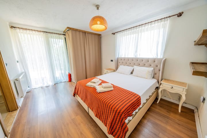 Bedroom 8