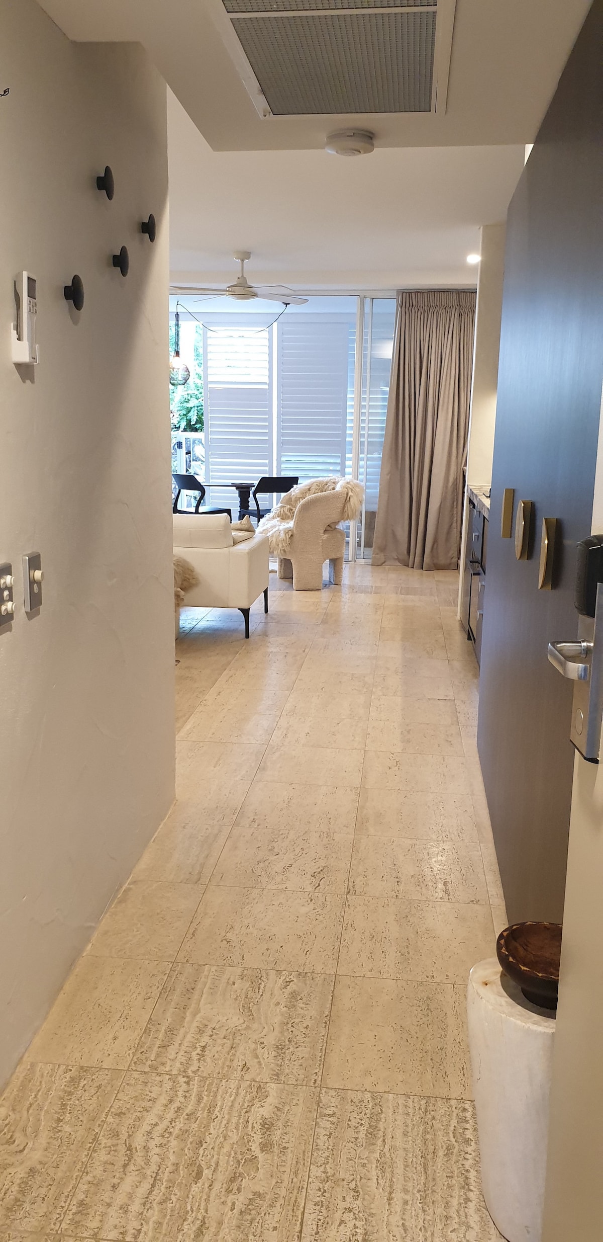 Top Airbnb: Modern Luxurious Appartment Noosa Hill in Noosa Heads