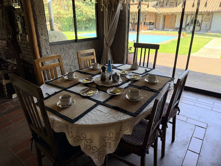 Hostal Curicó Lisperguer - Curicó
