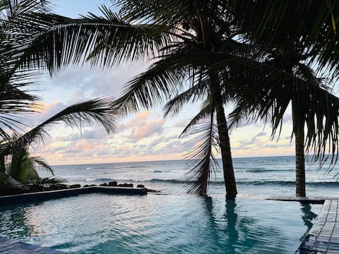 Oceanfront Villa w/Amazing Views Vega Baja, PR