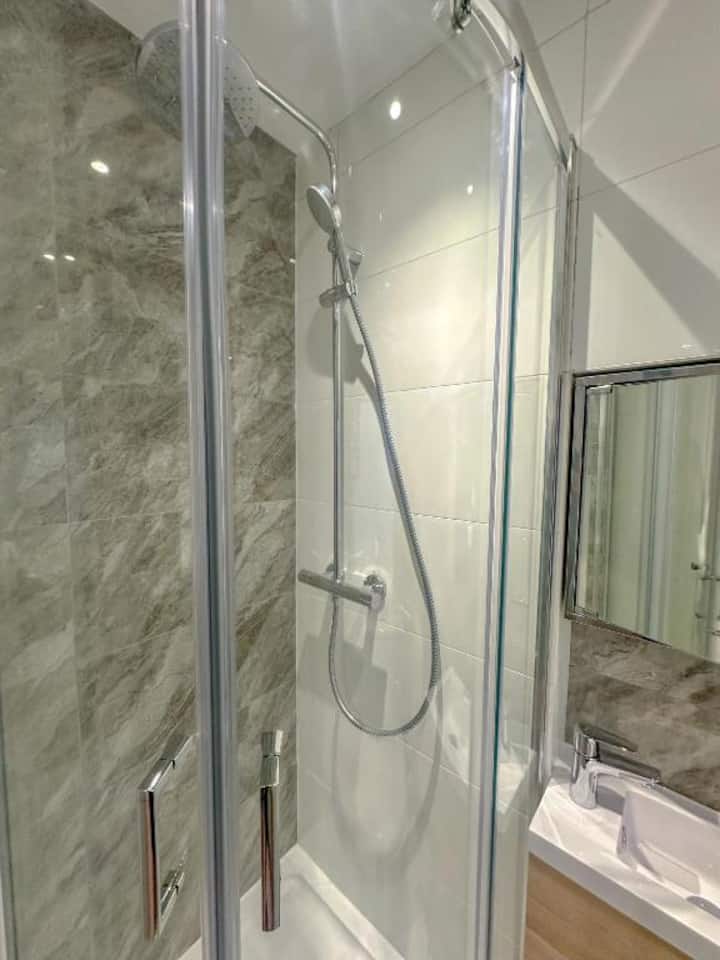 Compact & Cosy Studio · Earl's Court, Zone 1 - Londyn