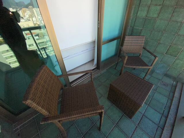 Tiffanys Ipanema 1205 gallery image 2