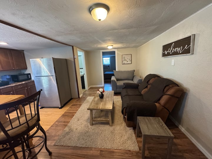 Bell Guesthouse - Lawton, OK