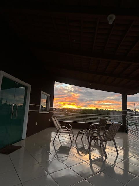 Successful Airbnb property: Nice house with great location and access! in Viçosa Do Ceará