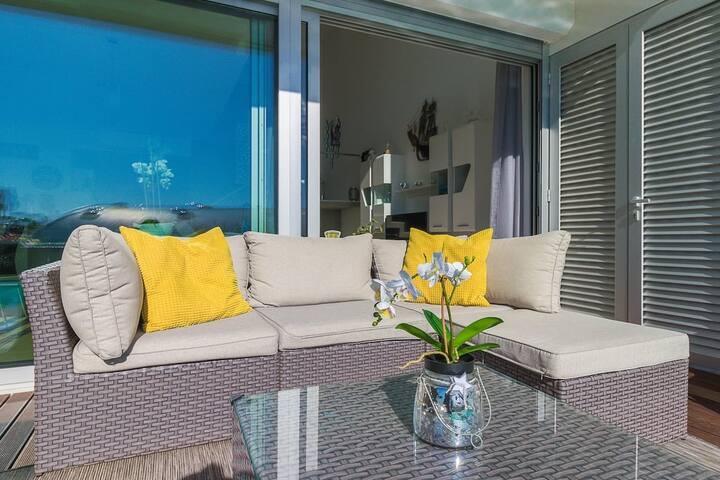ALzira Holiday Rentals managed Airbnb listing 1