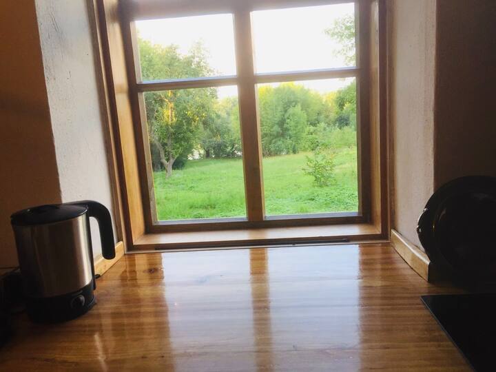 Mazanka Ua «На яру» чарівний будинок на схилі яру - Ukraine