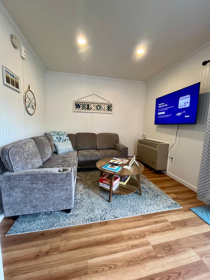 Cozy Lake Huron Haven - Oscoda, MI