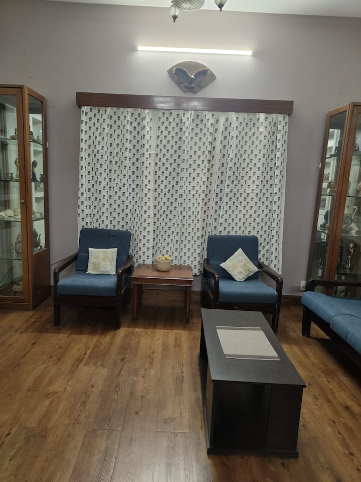 Jo's Escapade 2bhk Indiranagar Nd Manipal Hospital - バンガロール