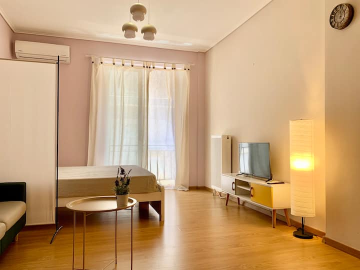 Near Acropolistwo Double Bedsfour Guests - Atenas