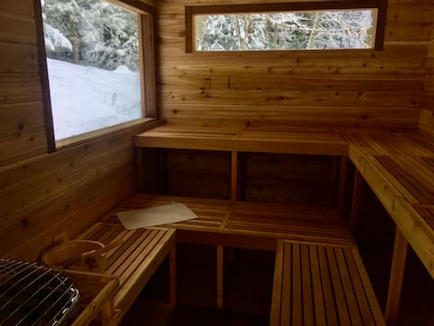 6 acres with custom sauna no cleaning fee