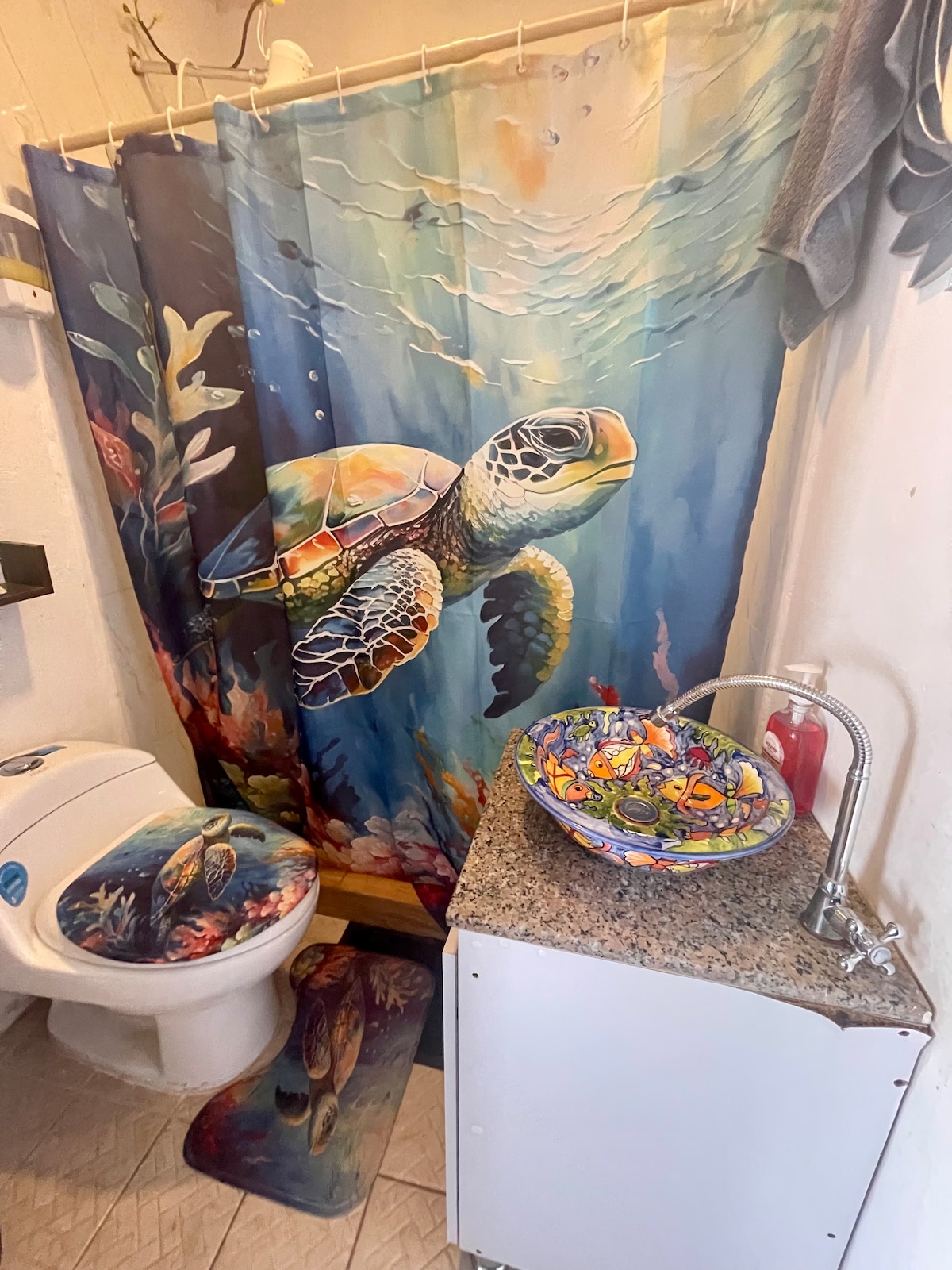 Welcoming Beach House in Atami, near El Tunco Surf