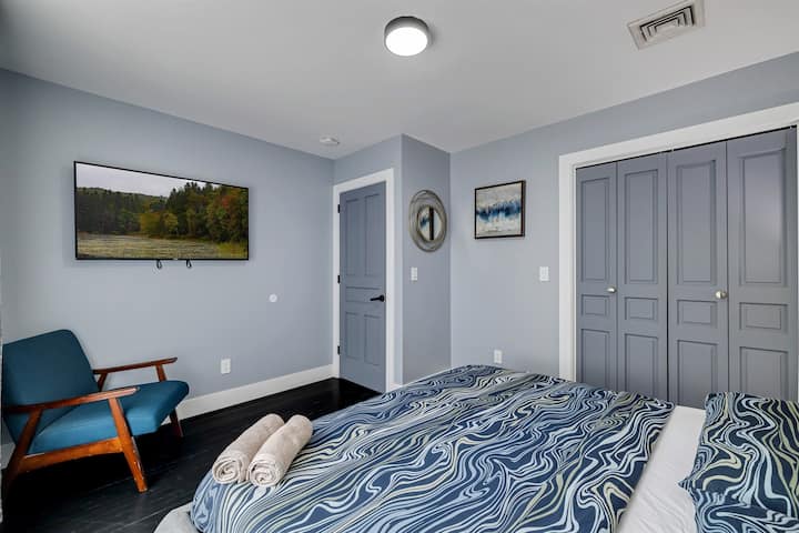 Serene Bedroom Haven