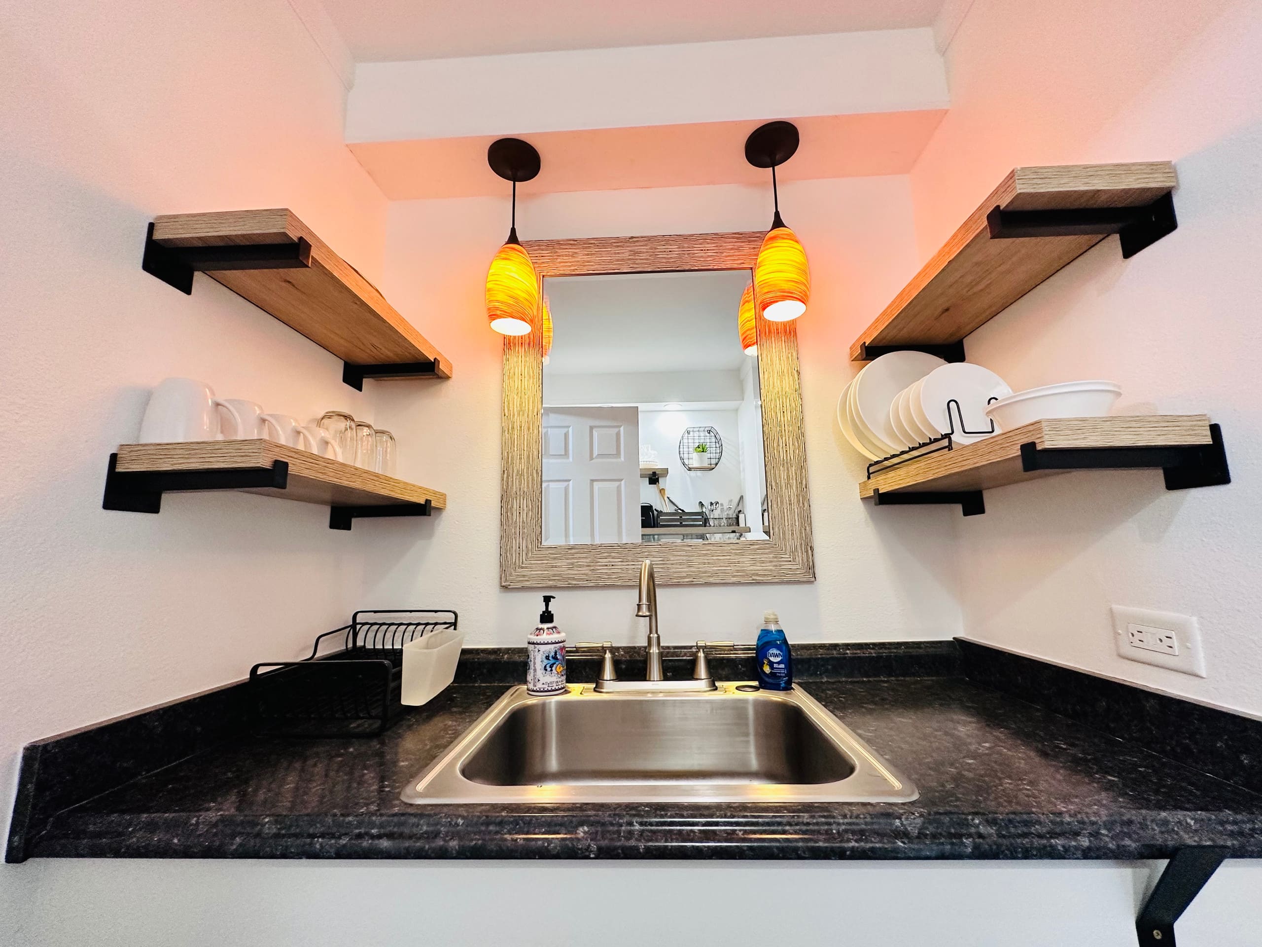 Resort in Kailua-Kona · ★4.75 · 1 bedroom · 2 beds · 1 private bath - Image 22