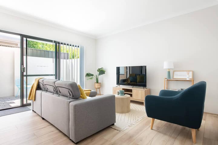 Bright Trendy 3br Apt - Walk To River & Shops - Perth