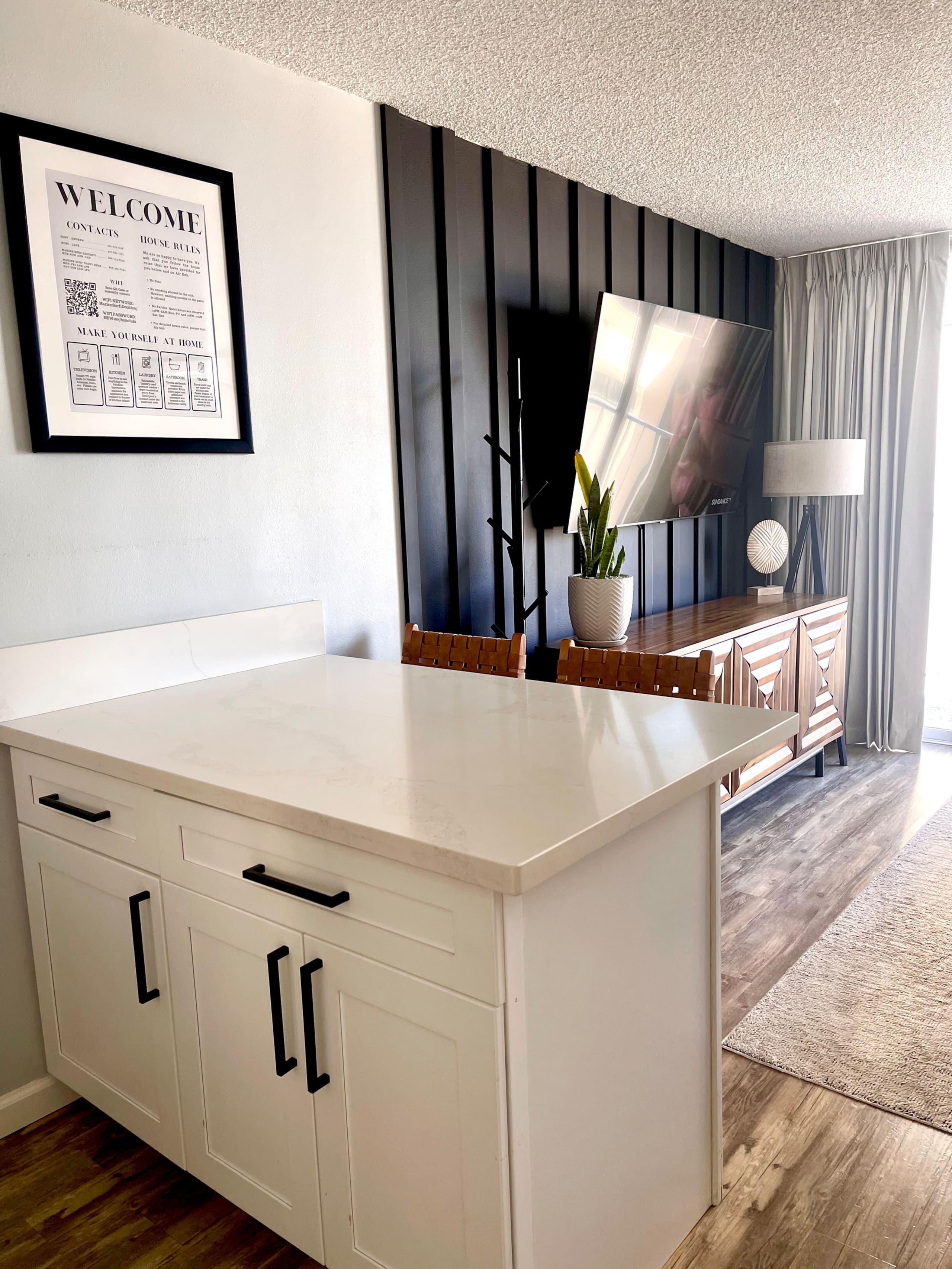 Condo in Honolulu · ★4.93 · 1 bedroom · 2 beds · 1 bath - Image 4