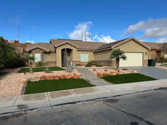 Mesquite Pool and Spa