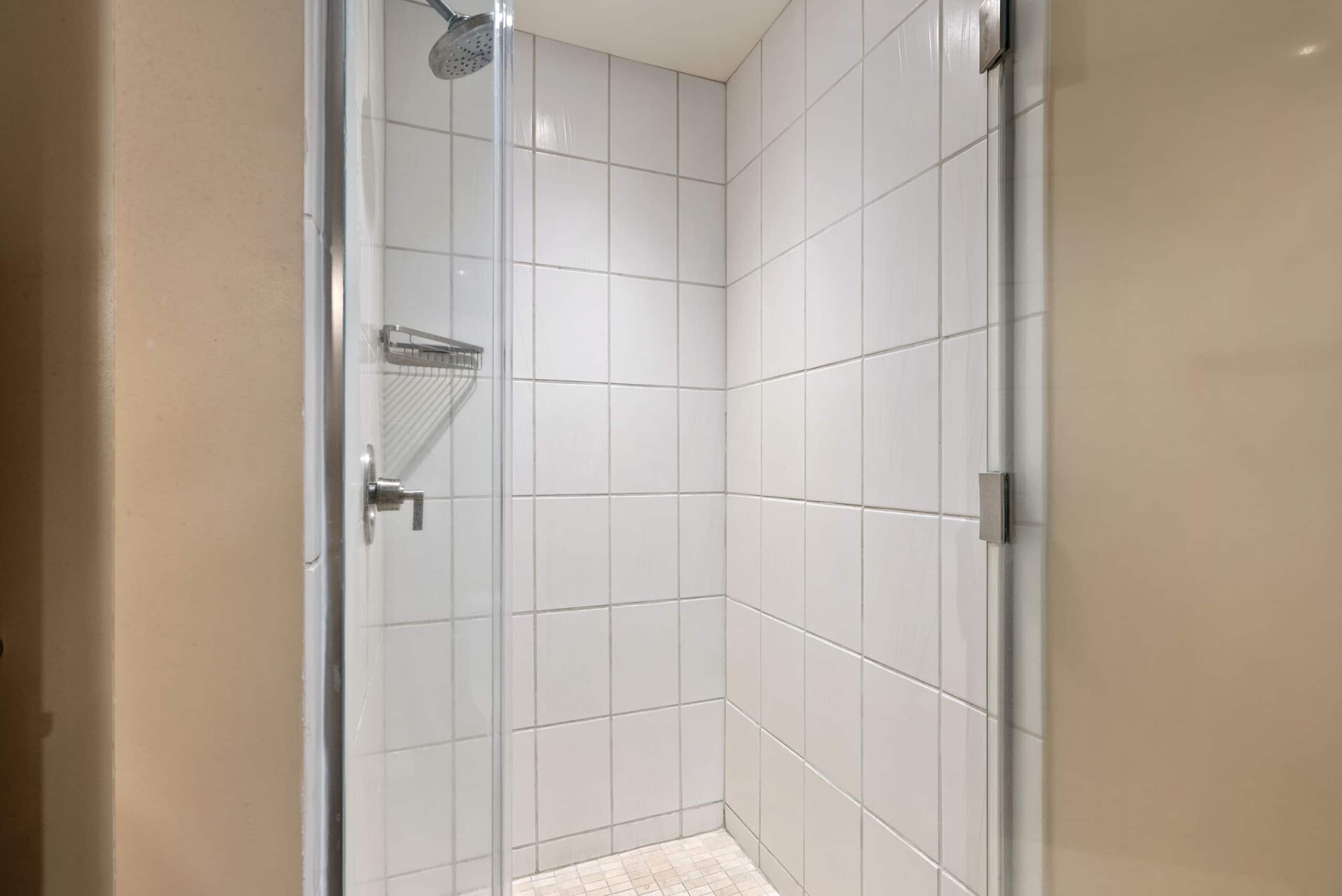 Condo in Kapolei · ★4.88 · 3 bedrooms · 5 beds · 3 private baths - Image 31