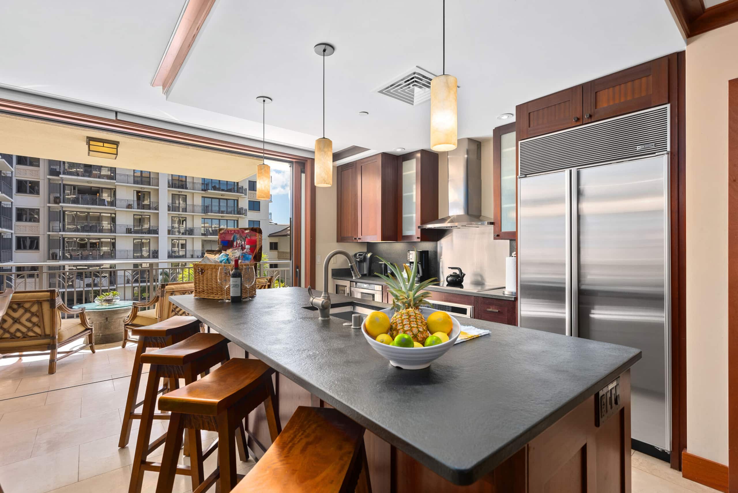 Condo in Kapolei · ★4.88 · 3 bedrooms · 5 beds · 3 private baths - Image 12
