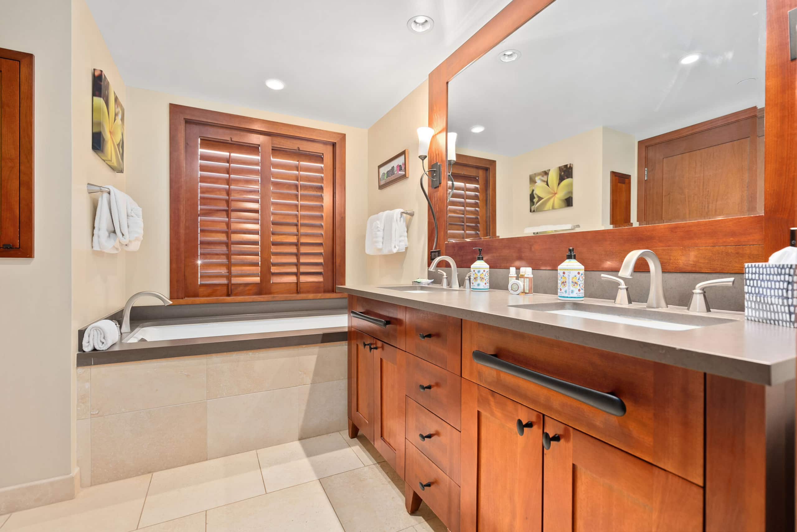 Condo in Kapolei · ★4.88 · 3 bedrooms · 5 beds · 3 private baths - Image 25